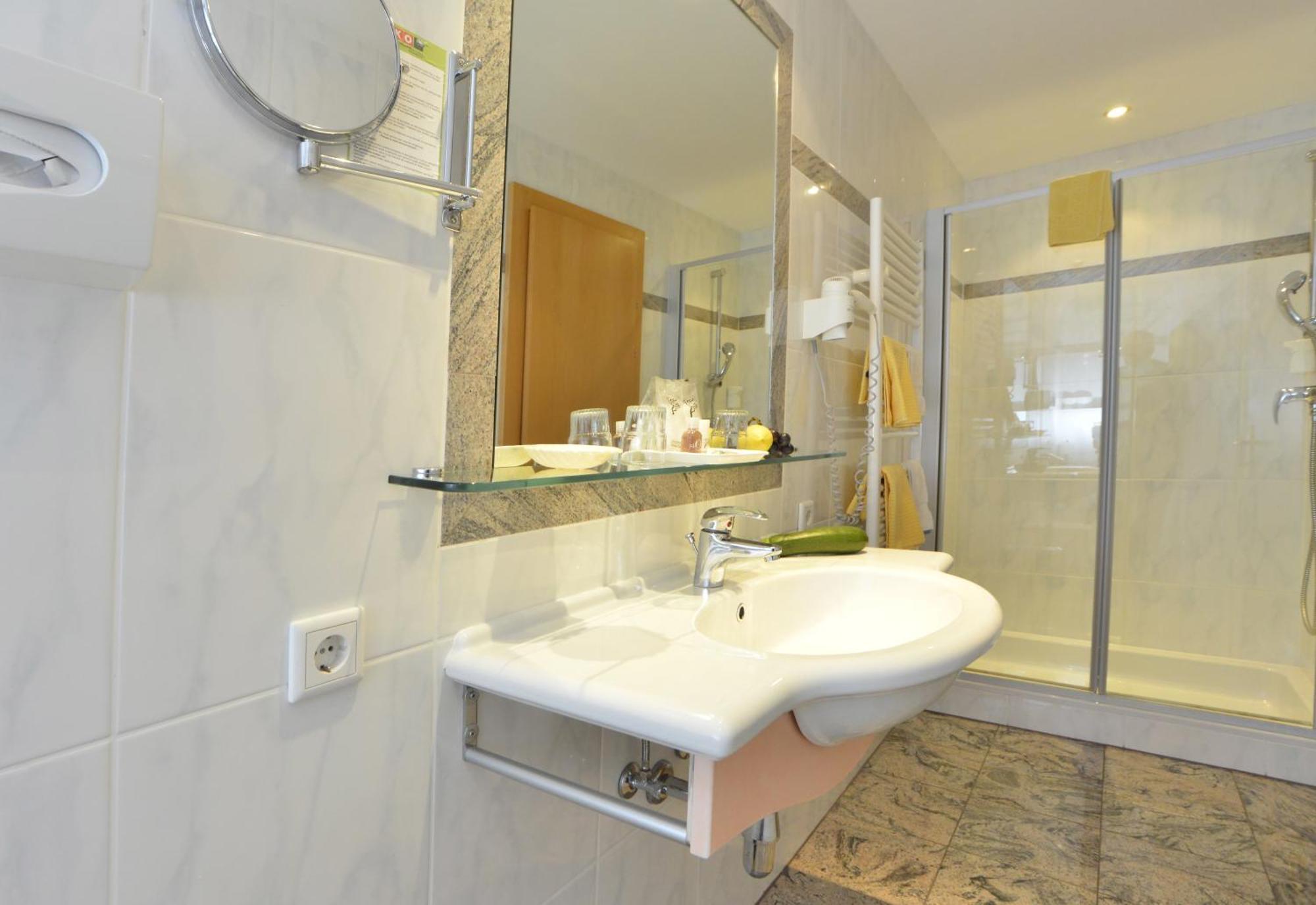 Hotel Residenz Hochland Seefeld in Tirol Habitación foto